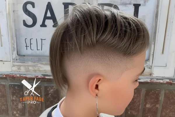 Student Straight Hair Taper Fade